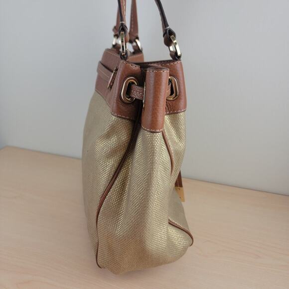 Michael Kors Bucket Bag - Picture 3 of 10